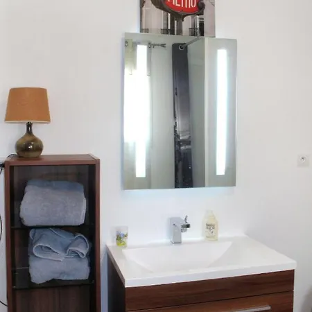 Holiday Home L'Oustaou - Caq130